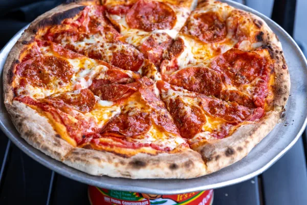 Born_&_Bred_Scottsdale_May_Pepperoni_Pizza_71